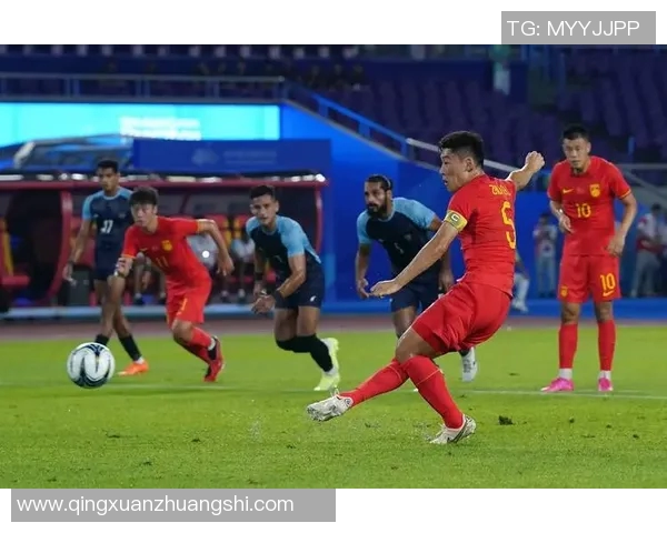 东亚杯中国队与日本队对决成绩回顾与分析 东亚杯中国队与日本队对决成绩回顾与分析