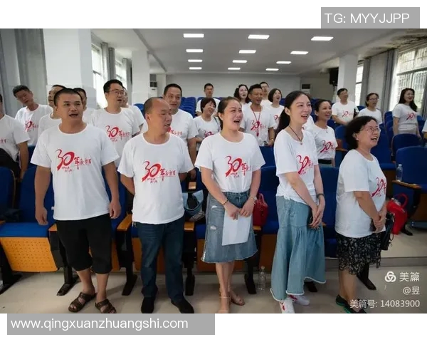 罗马尼亚国脚殉职德甲球场哀悼青春逝去令人唏嘘